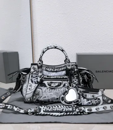 Good Quality Balenciaga Designer Bag - Edgy Graffiti Style #A46203 Good Quality Balenciaga Designer Bag - Edgy Graffiti Style #A46203