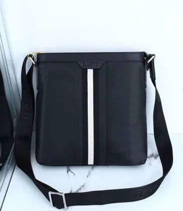 Bally Black Leather Crossbody Bag With Signature Stripe For Modern Elegance #A51671 Bally Black Leather Crossbody Bag With Signature Stripe For Modern Elegance #A51671