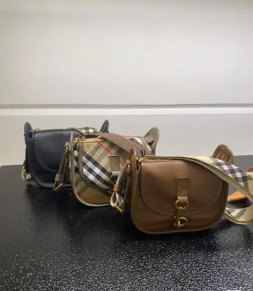 Burberry Leather Mini Saddle Bag 6931 19×9×17.5cm #A67230 Burberry Leather Mini Saddle Bag 6931 19×9×17.5cm #A67230