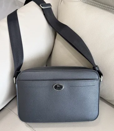 Burberry EKD Leather Crossbody Camera Bag 25x6x16.5cm #A64988 Burberry EKD Leather Crossbody Camera Bag 25x6x16.5cm #A64988