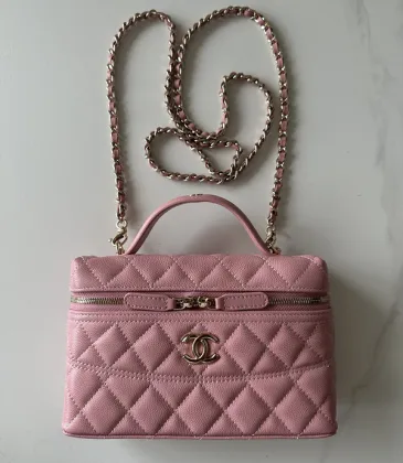 Chanel Pink Quilted Vanity Bag With Chain Strap And Top Handle Showcasing Timeless Luxury #A50413 Chanel Pink Quilted Vanity Bag With Chain Strap And Top Handle Showcasing Timeless Luxury #A50413