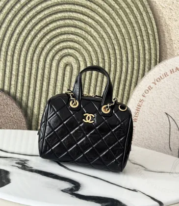 Chanel Quilted Leather Bowling Bag with Gold - Tone Hardware size:17×21×3cm #A53908 Chanel Quilted Leather Bowling Bag with Gold - Tone Hardware size:17×21×3cm #A53908