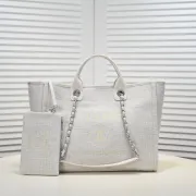 Chanel shoulder bags #A22995 Chanel shoulder bags #A22995