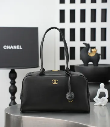 Chanel Smooth Leather Bowling Bag AS6211 19×35.5×12.5cm #A67246
