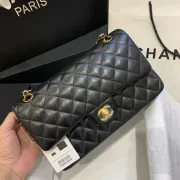 Chanel Women's cross-body bag in black Top grade version lambskin classic flap top quality #999925121 Chanel Women's cross-body bag in black Top grade version lambskin classic flap top quality #999925121
