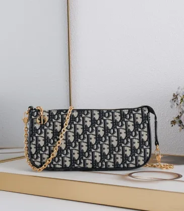 Dior Montaigne Chain Handbag #A66797