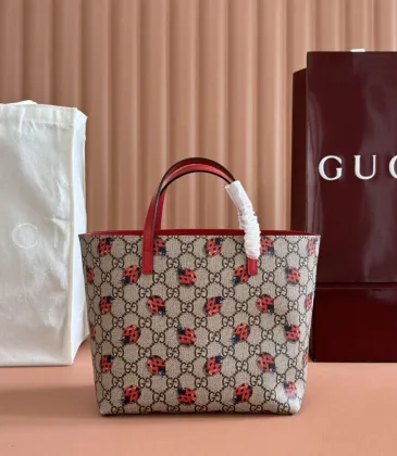 Gucci GG Supreme Canvas Tote Bag With Ladybug Print and Red Trim size:21×20×10cm #A53673 Gucci GG Supreme Canvas Tote Bag With Ladybug Print and Red Trim size:21×20×10cm #A53673