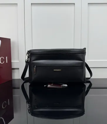 Gucci Black Leather Crossbody Messenger Bag 875377 W30xH20xD13cm #A67168 Gucci Black Leather Crossbody Messenger Bag 875377 W30xH20xD13cm #A67168
