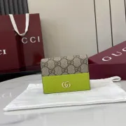Gucci Beige GG Supreme And Neon Green Leather Bi Fold Wallet With GG Logo size:11×8×3cm #A54117 Gucci Beige GG Supreme And Neon Green Leather Bi Fold Wallet With GG Logo size:11×8×3cm #A54117