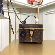 2020 Louis Vuitton Monogram Reverse Cosmetic Bag #99116641 2020 Louis Vuitton Monogram Reverse Cosmetic Bag #99116641