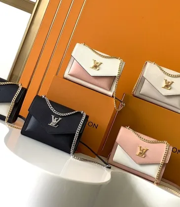LV MyLockme BB Mini Crossbody M51418 L18xW17xH12.5cm #A67209 LV MyLockme BB Mini Crossbody M51418 L18xW17xH12.5cm #A67209