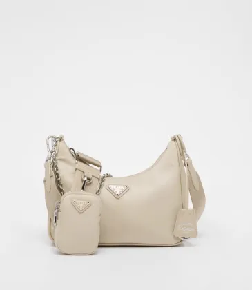 Prada AAA+ Re-Edition 2005 Re-Nylon bag #A43214 Prada AAA+ Re-Edition 2005 Re-Nylon bag #A43214