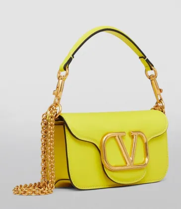 Valentino GARAVANI Leather Locó Top-Handle Bag #A30128 Valentino GARAVANI Leather Locó Top-Handle Bag #A30128
