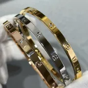 Cartier bracelets Six Diamond LOVE Bracelet 1:1 Original Quality #999936225 Cartier bracelets Six Diamond LOVE Bracelet 1:1 Original Quality #999936225