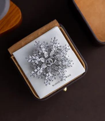 Chanel brooches #A55215 Chanel brooches #A55215