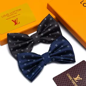 Brand L Necktie and original box #A66462 Brand L Necktie and original box #A66462
