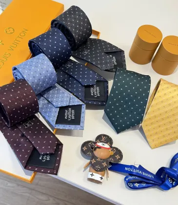 Brand L Necktie and original box #A66465