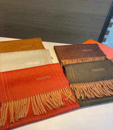 D-ior Soft and warm Wool scarf #A44257