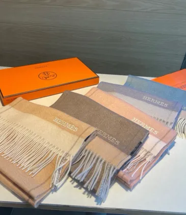 D-ior Soft and warm Wool scarf #A44258