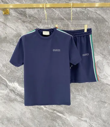 Gucci Tracksuits for Gucci short tracksuits for men #A66991