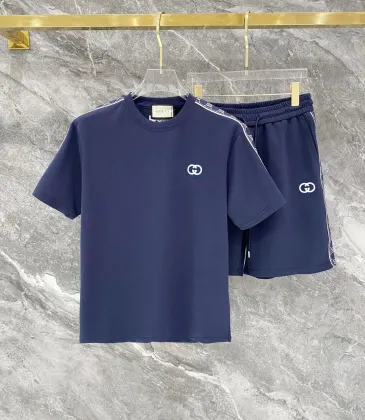 Gucci Tracksuits for Gucci short tracksuits for men #A67016