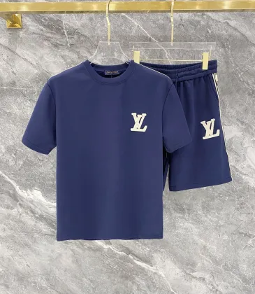 Louis Vuitton tracksuits for Louis Vuitton short tracksuits for men #A66996