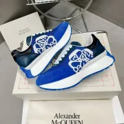 Alexander McQueen Sneakers Sprint Runner in Ocean/navy/black #A30717 Alexander McQueen Sneakers Sprint Runner in Ocean/navy/black #A30717