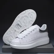 Alexander McQueen Shoes for Unisex McQueen Sneakers #9121275 Alexander McQueen Shoes for Unisex McQueen Sneakers #9121275