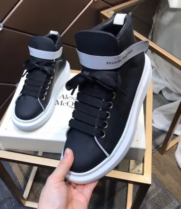 Alexander McQueen Shoes for Unisex McQueen Sneakers #999915889 Alexander McQueen Shoes for Unisex McQueen Sneakers #999915889