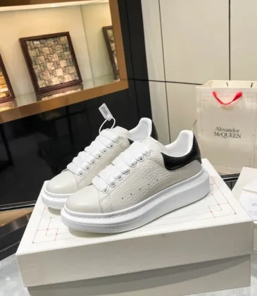Alexander McQueen Shoes for Unisex McQueen Sneakers #A55855 Alexander McQueen Shoes for Unisex McQueen Sneakers #A55855