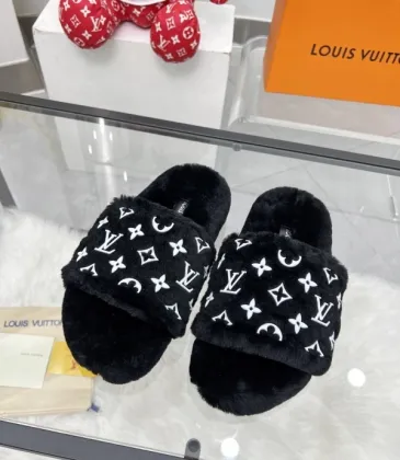 Louis Vuitton Shoes for Women's Louis Vuitton Slippers #A57883