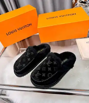 Louis Vuitton Shoes for Women's Louis Vuitton Slippers #A58617