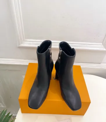 Louis Vuitton Shoes for Women's Louis Vuitton boots #A58234
